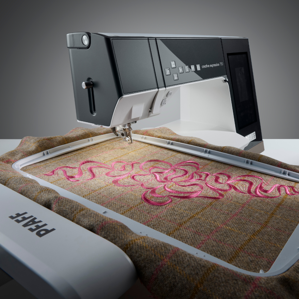 PFAFF expression 750 Sewing and Embroidery Machine