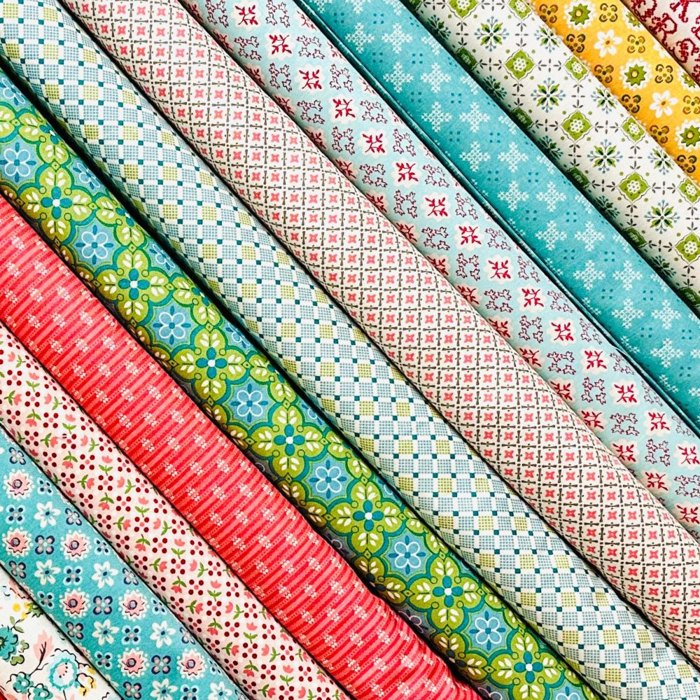 Piece & Plenty by Lori Holt for Riley Blake 16 Fat Quarter Fabric Bundle