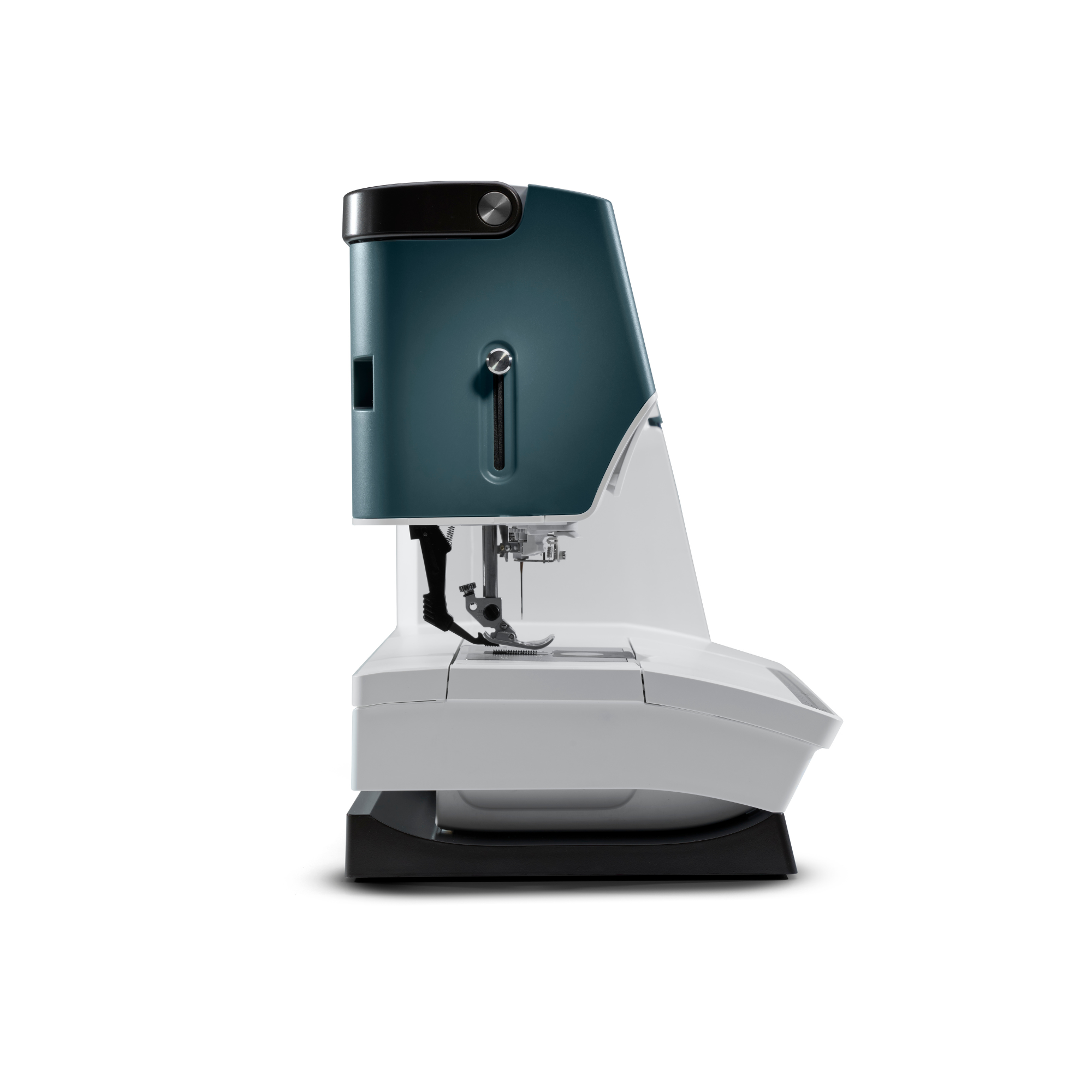 PFAFF expression 715 Sewing Machine