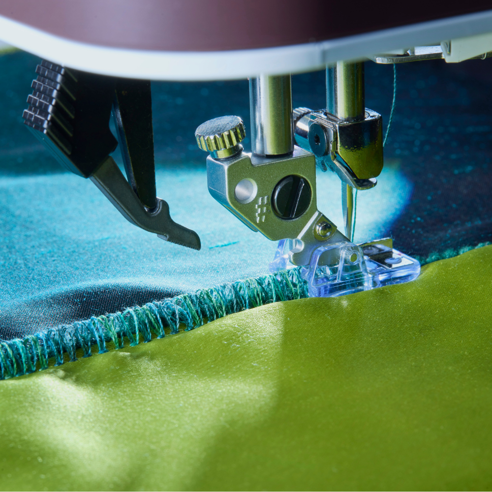 PFAFF expression 725 Sewing Machine