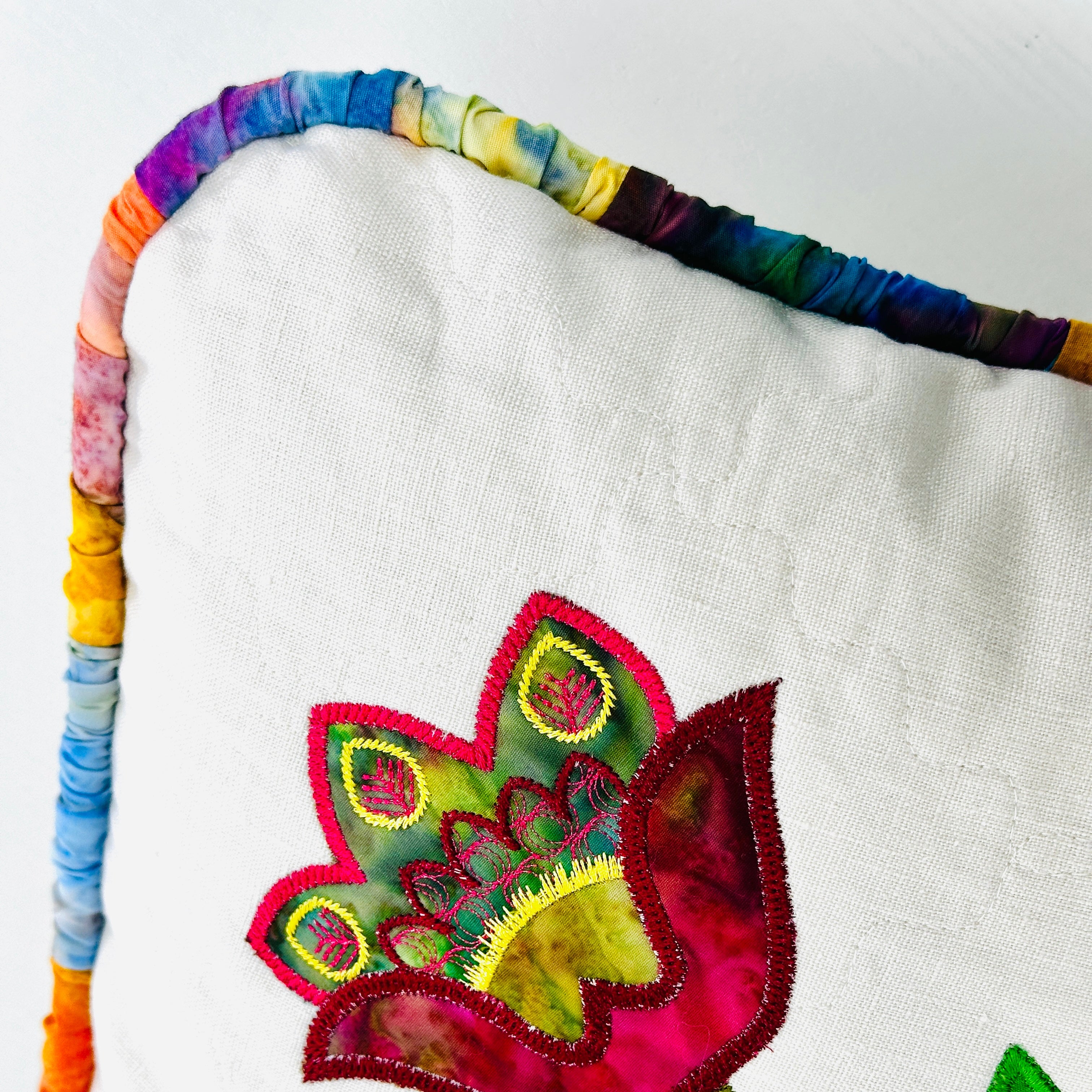 Dancing Flowers Bench Pillow Class - TUE 4/21 & 4/28